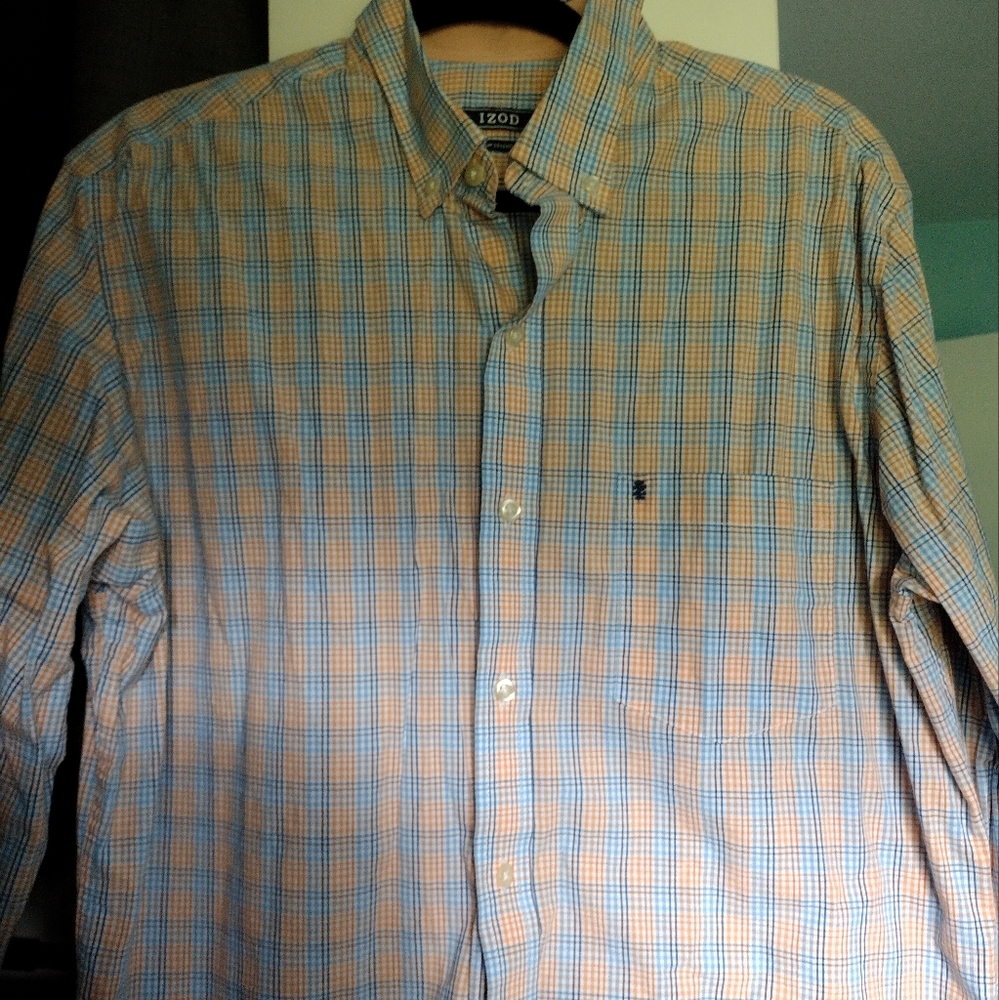 IZOD men's shirt